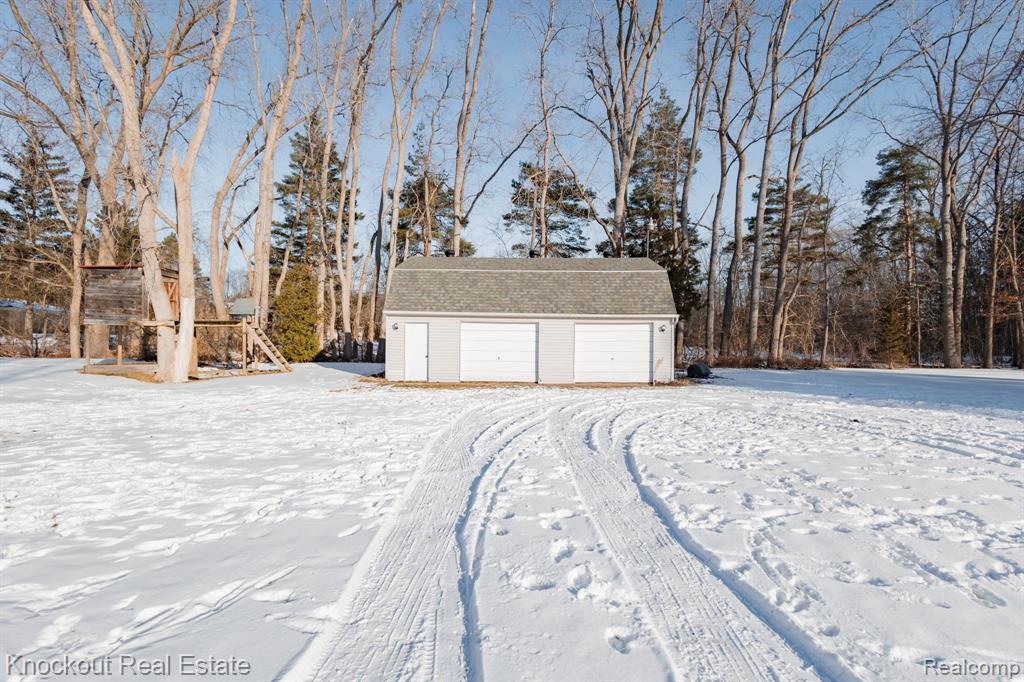13475 DIXIE Highway, Birch Run, MI 48415 — Photo 27