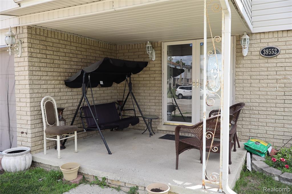 39552 Forbes Drive, Sterling Heights, MI 48310 — Photo 5