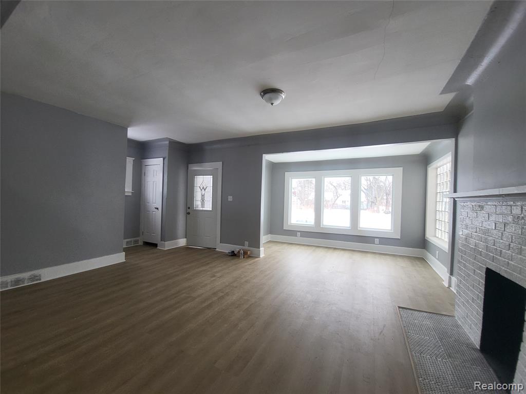 66 W Montana Street, Highland Park, MI 48203 — Photo 6