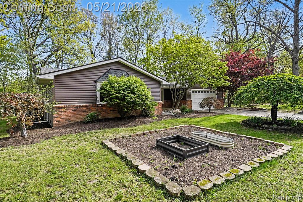 406 Fairwood Road, Pinckney, MI 48169 — Photo 24