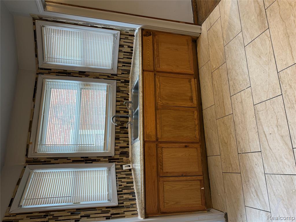 10318 Beaconsfield Street, Detroit, MI 48224 — Photo 19