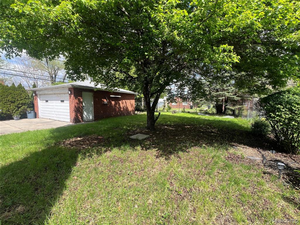 9414 Appoline Street, Detroit, MI 48228 — Photo 5