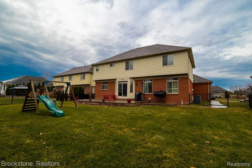 50094 Greycoat Lane, Macomb, MI 48044 — Photo 35