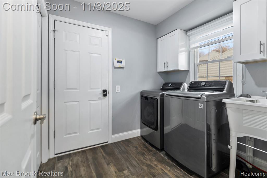5366 Midchester Court, West Bloomfield, MI 48324 — Photo 17