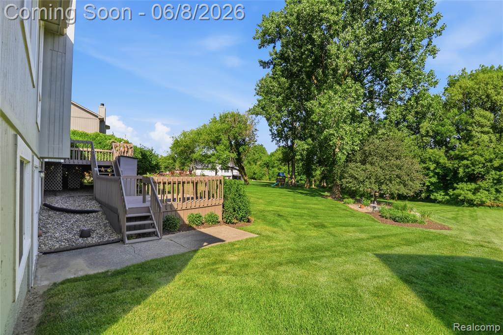 6153 Pine Creek Court, Grand Blanc, MI 48439 — Photo 45