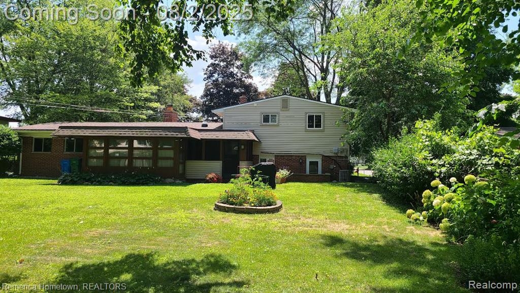 8736 Ringwood Drive, Commerce Twp, MI 48382 — Photo 26