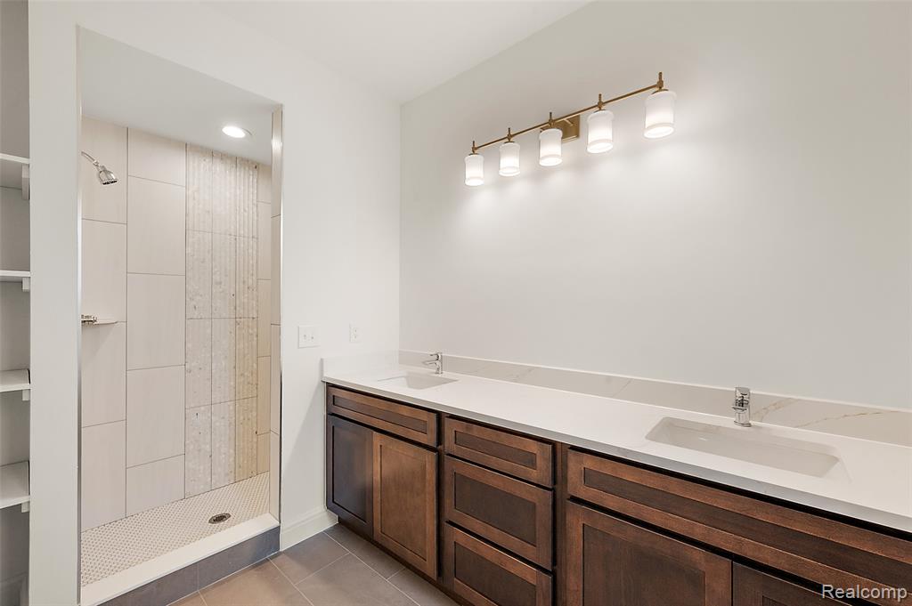 28324 Nadia Lane, New Baltimore, MI 48047 — Photo 35