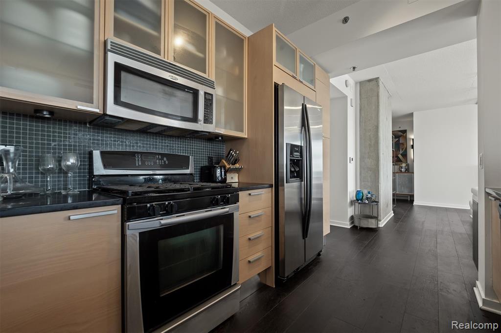 432 S Washington Avenue, 1605, Royal Oak, MI 48067 — Photo 14