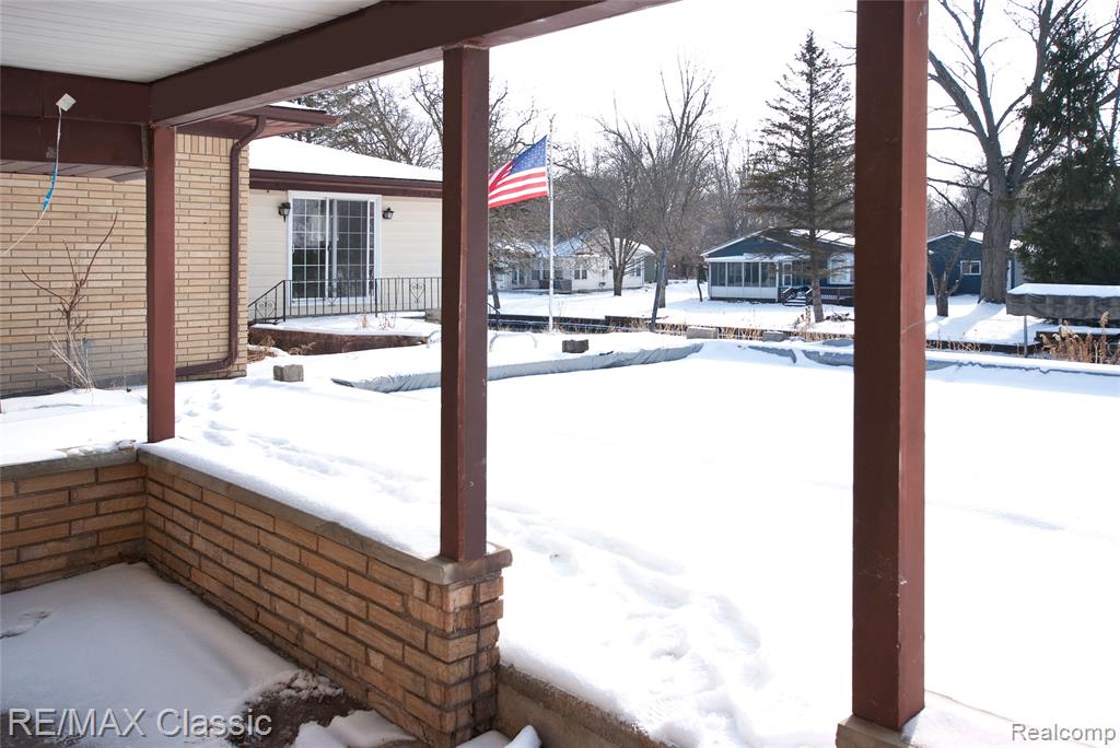 627 Sherbrooke Street, Commerce Twp, MI 48382 — Photo 35