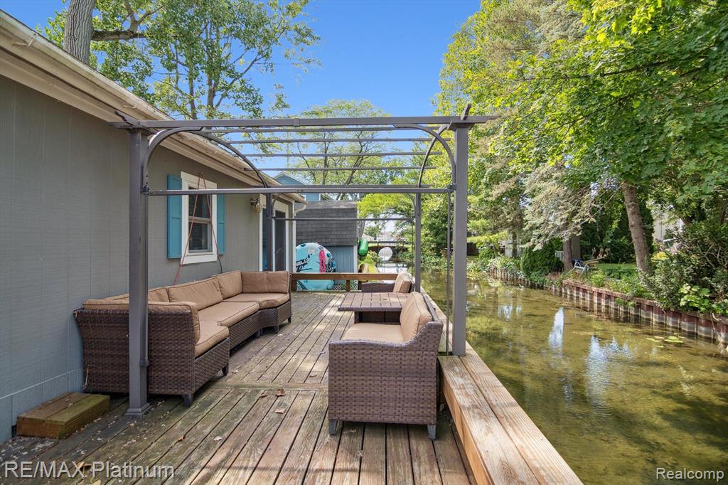11181 W FERNDALE Drive, Manitou Beach, MI 49253 — Photo 11