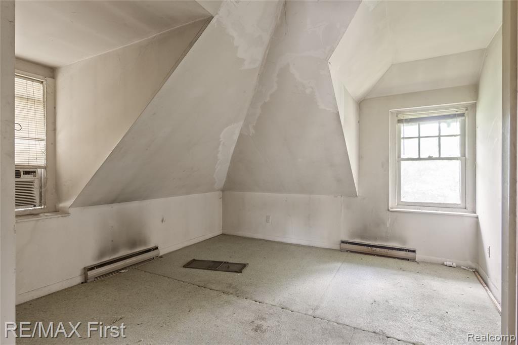 3065 Iroquois Street, Detroit, MI, 48214