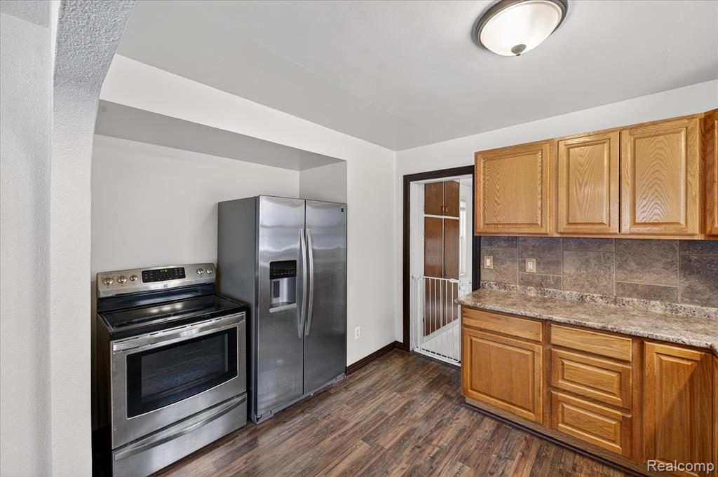 5300 Atlas Road, Grand Blanc, MI 48439 — Photo 14