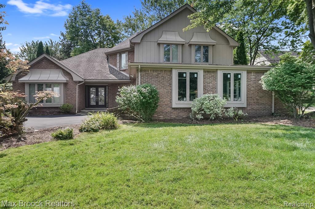 4358 YALE CT, Bloomfield Hills, MI 48302 — Photo 34