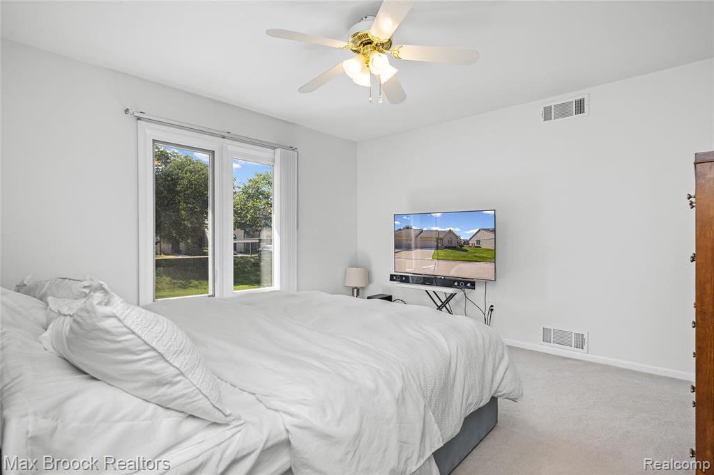 35263 Kings Forest Boulevard, Clinton Twp, MI 48035 — Photo 26