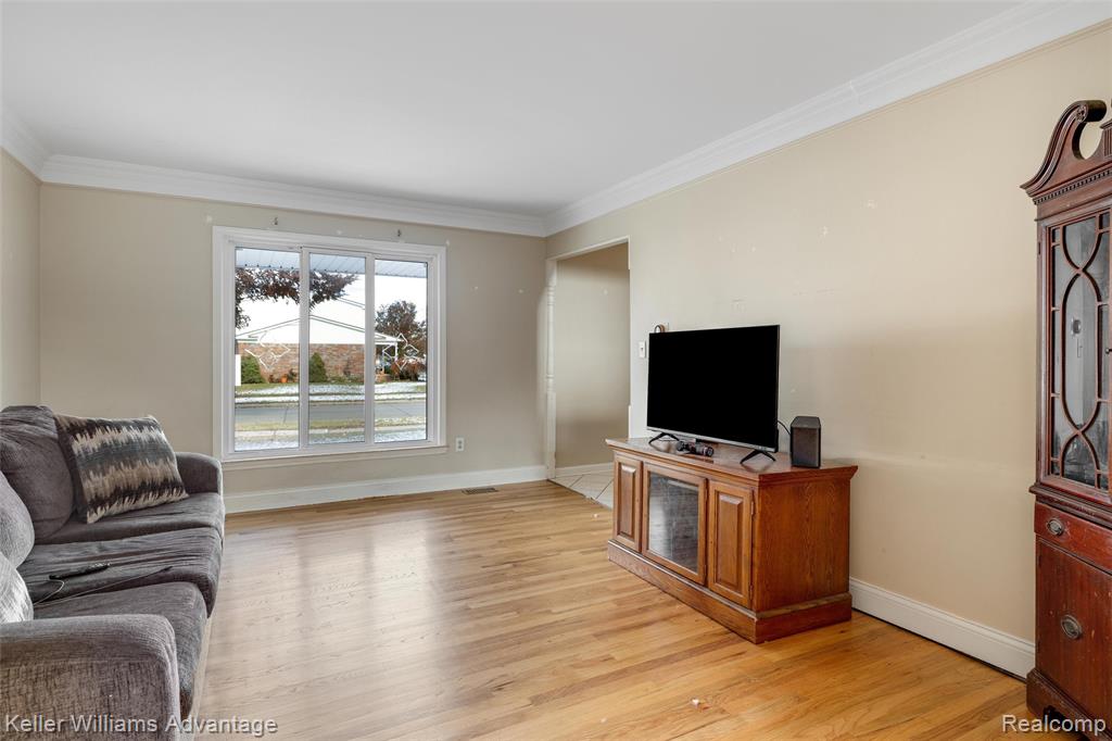 19071 Coachwood Road, Riverview, MI 48193 — Photo 5