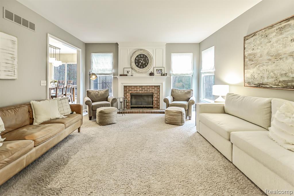 843 WESTHILLS Drive, South Lyon, MI 48178 — Photo 12