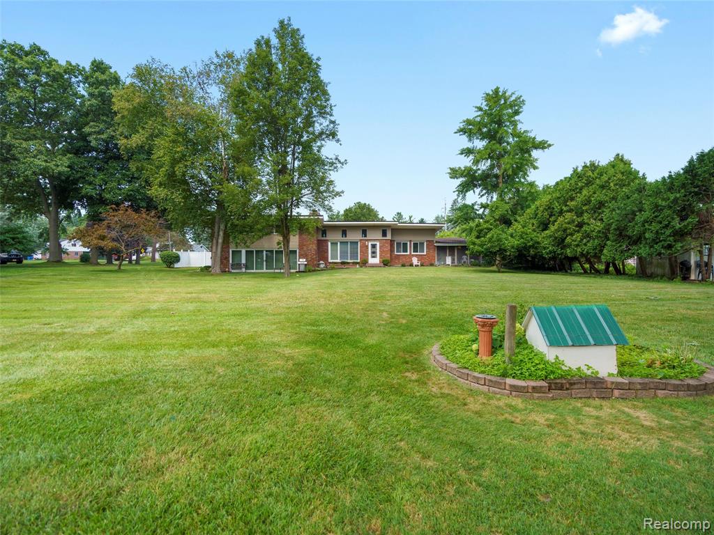 628 Riverside Drive, Linden, MI 48451 — Photo 48
