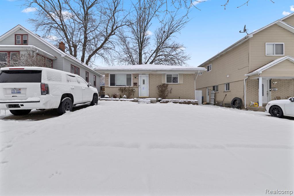 6039 N Silvery Lane, Dearborn Heights, MI 48127 — Photo 2