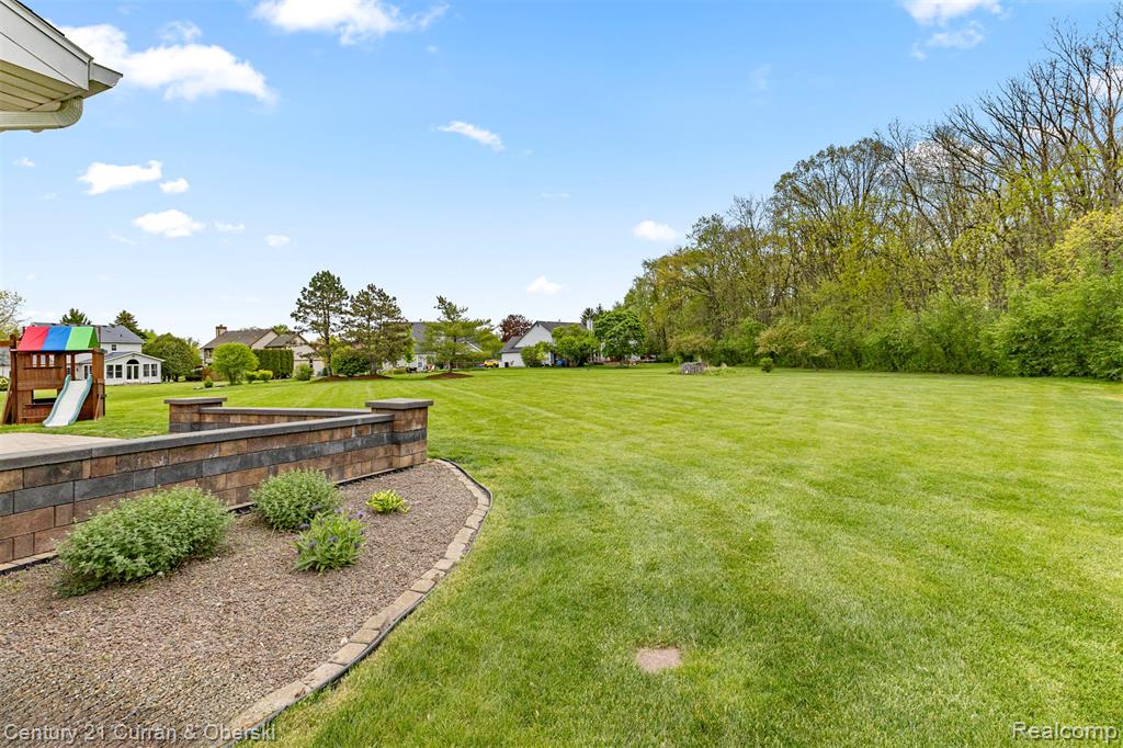 1256 Wedgewood Circle, Saline, MI 48176 — Photo 54