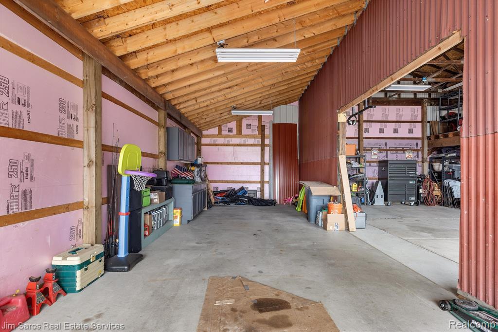 6573 FRED W MOORE, China, MI — Photo 19