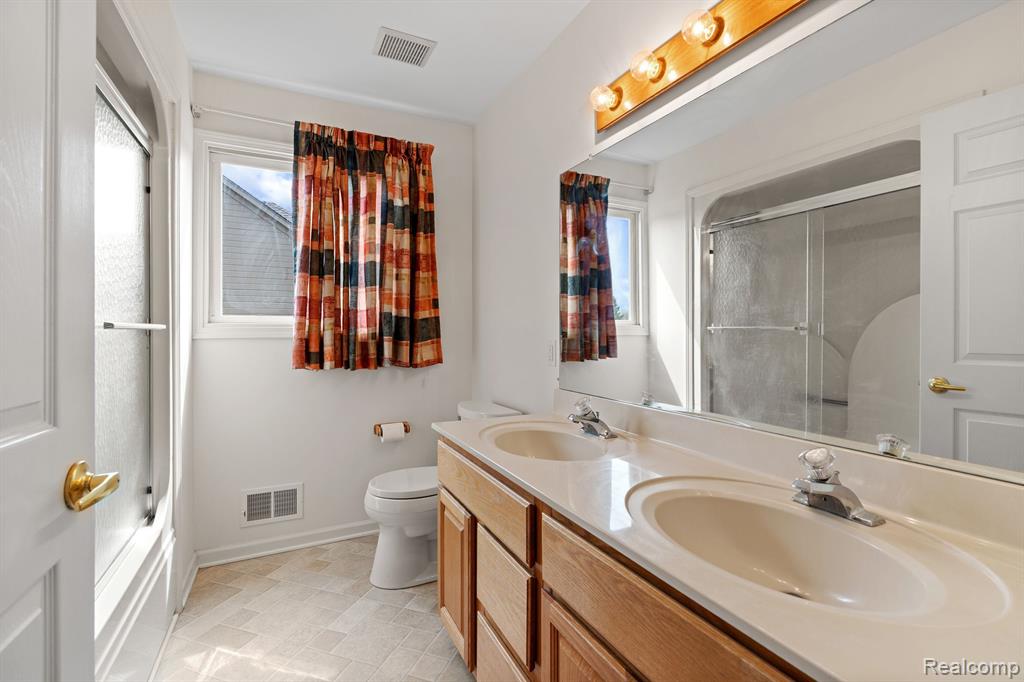 45857 ASHFORD Circle, Novi, MI — Photo 21