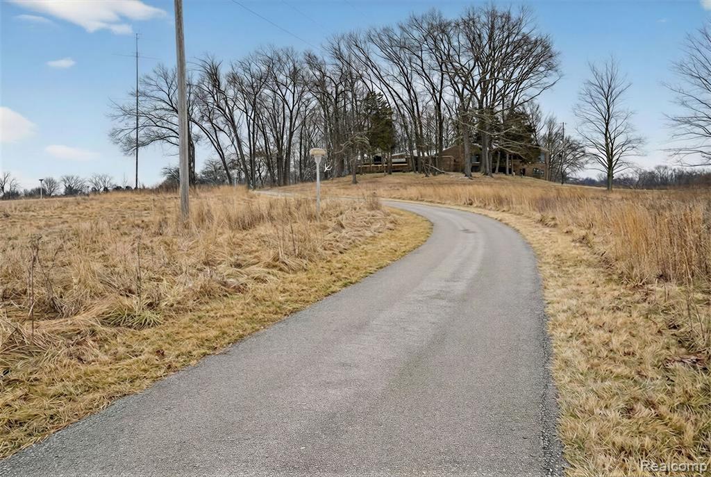 2551 Patterson Lake Road, Pinckney, MI 48169 — Photo 5