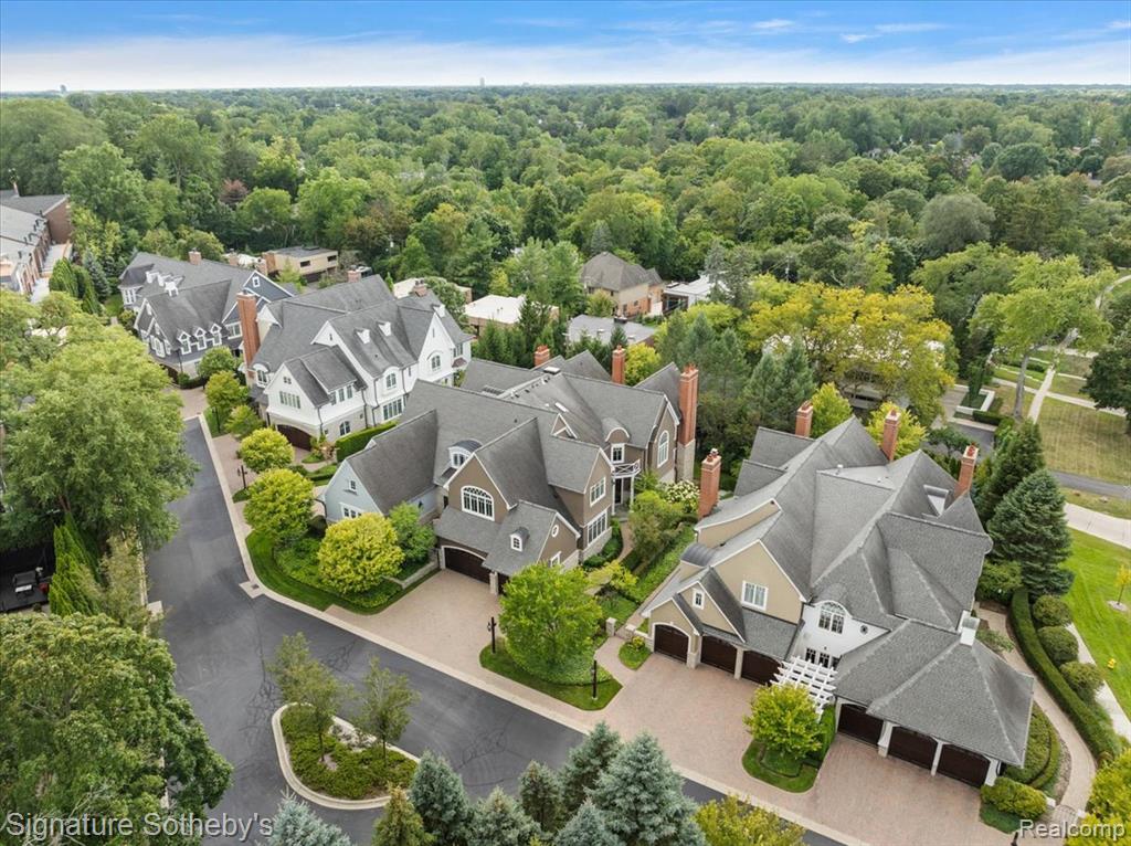 200 Woodland Villa Court, Birmingham, MI 48009 — Photo 80