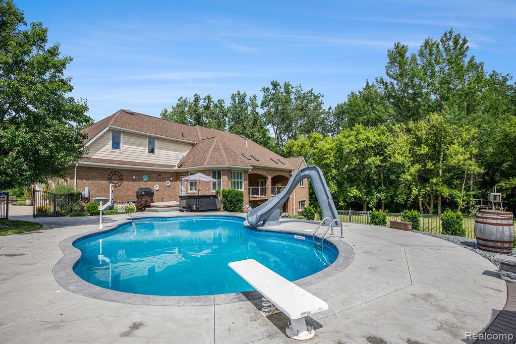 8670 Country Manor Drive, Bruce, MI 48065 — Photo 43