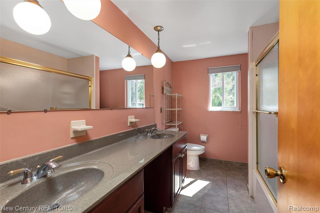 5140 Babbit Drive, Troy, MI 48085 — Photo 19