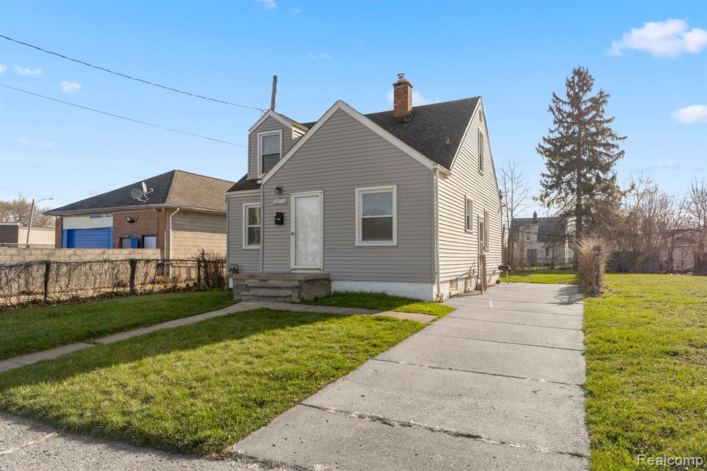 8690 TRINITY Street, Detroit, MI 48228 — Photo 2