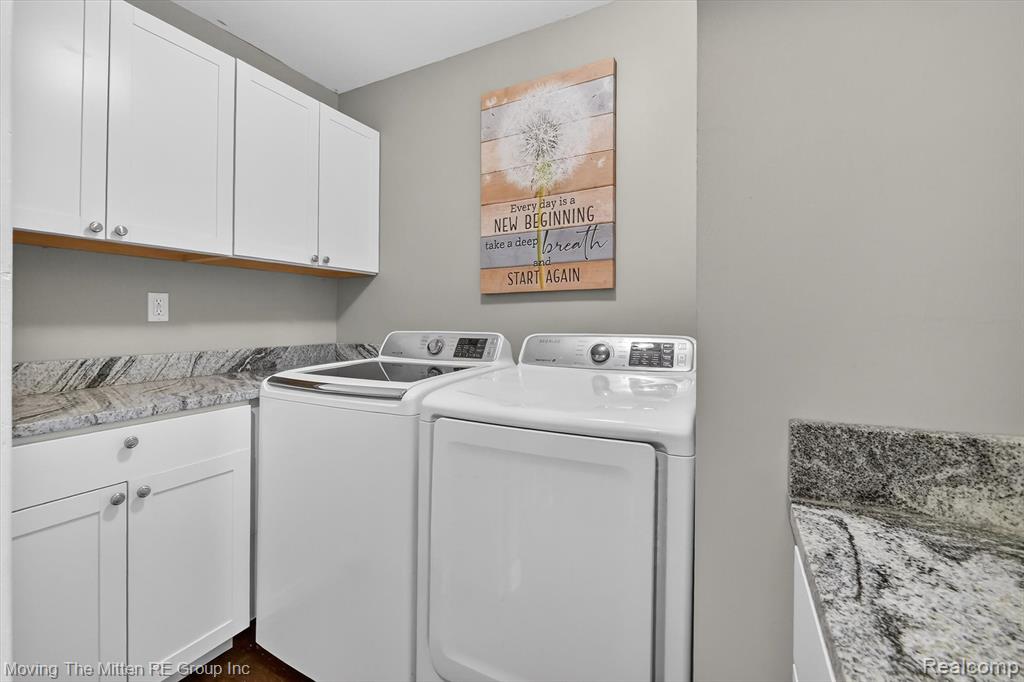 10129 Walnut Shores Drive, Fenton, MI 48430 — Photo 35