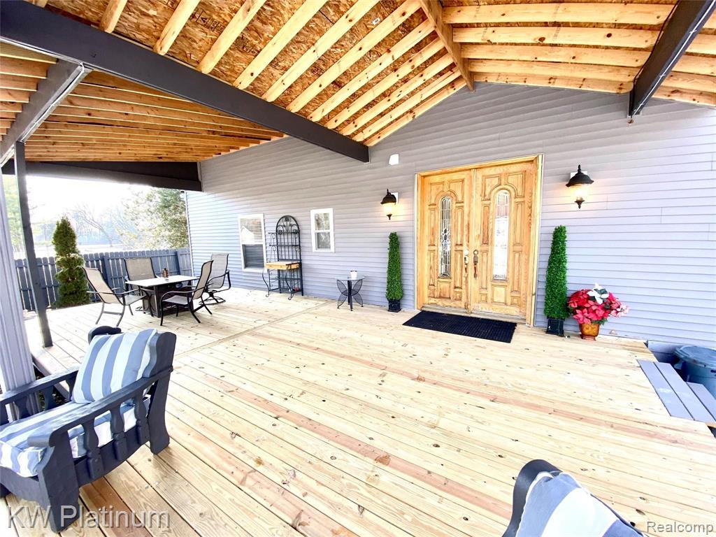 5161 Parker Road, Fort Gratiot, MI 48059 — Photo 6