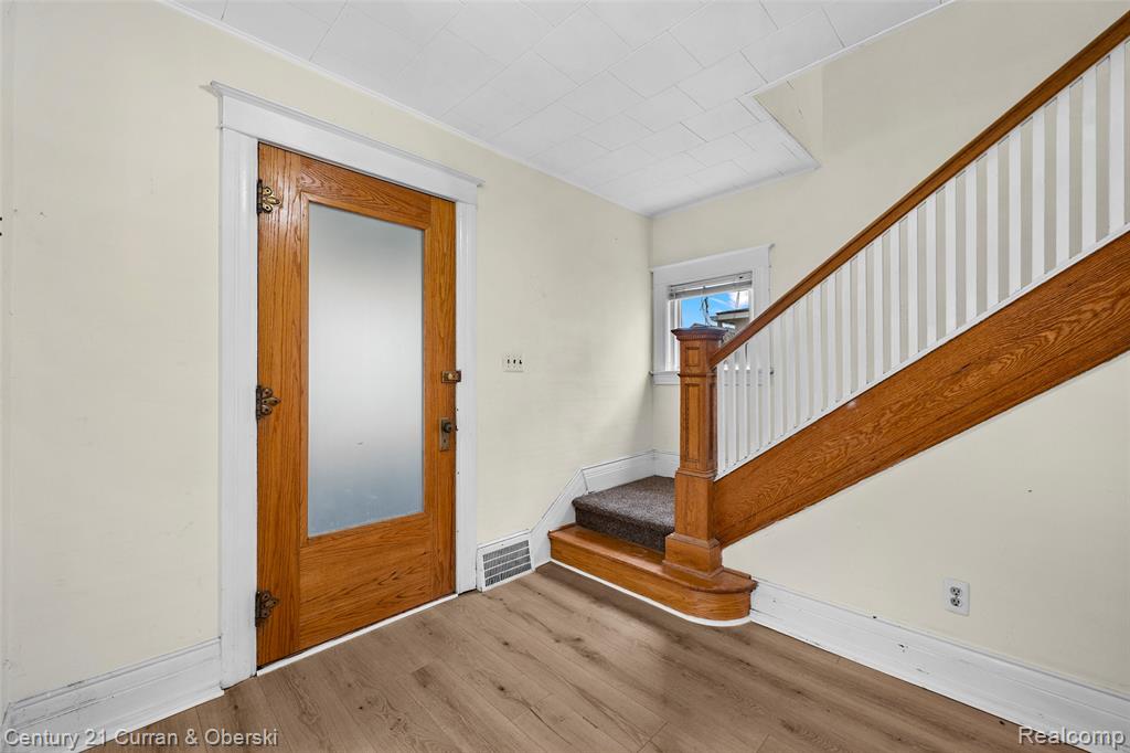 902 S Washington Avenue, Royal Oak, MI 48067 — Photo 2