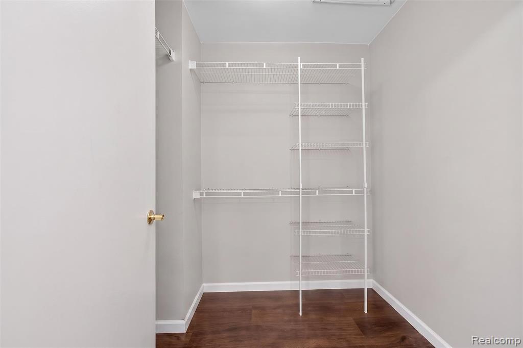 8694 Brazos Court, White Lake, MI — Photo 22