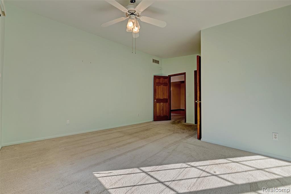 9269 Varodell Drive, Davison, MI 48423 — Photo 11