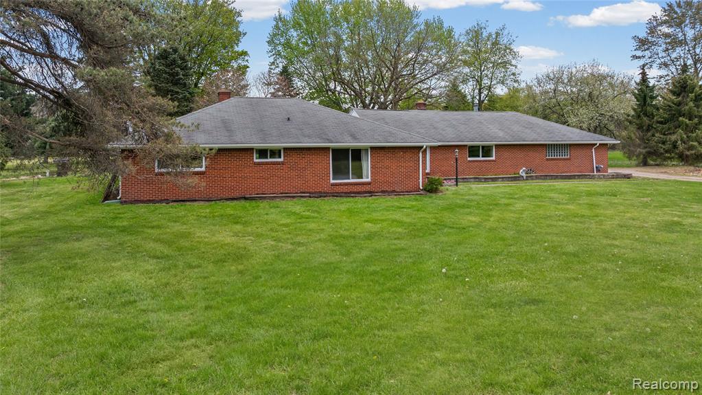 700 Townsend Road, Leonard, MI 48367 — Photo 8