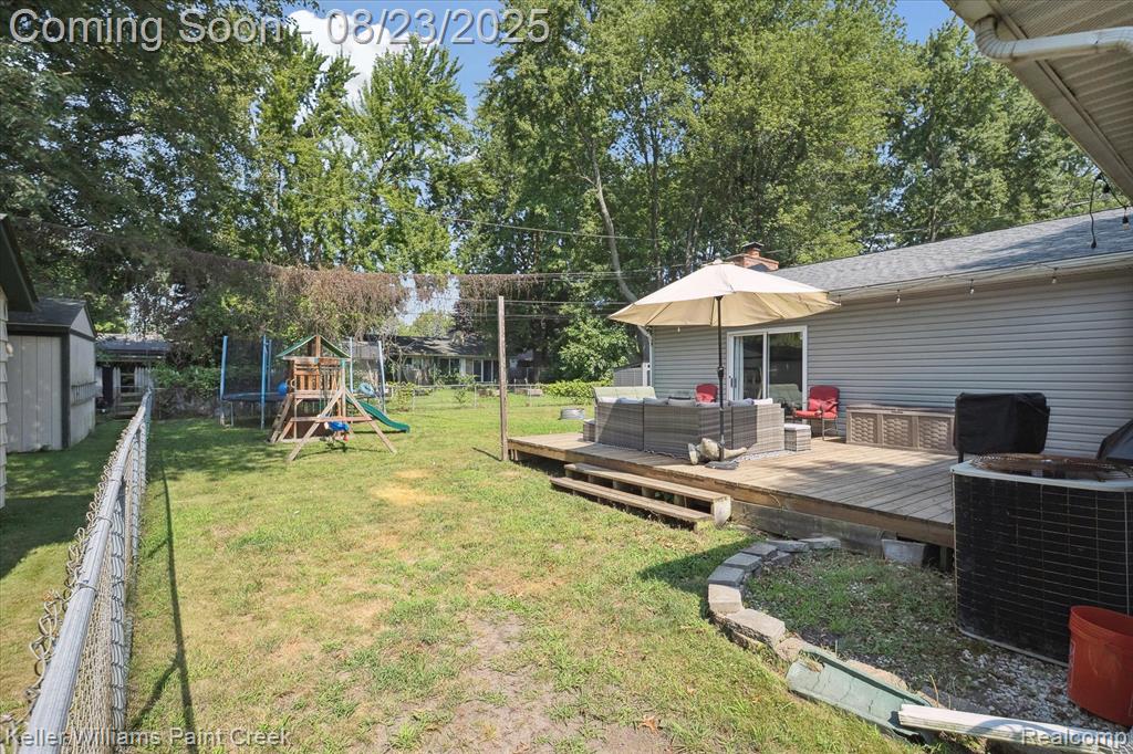 583 Market Street, Algonac, MI 48001 — Photo 35