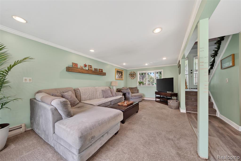 2260 Shankin Drive, Walled Lake, MI 48390 — Photo 3