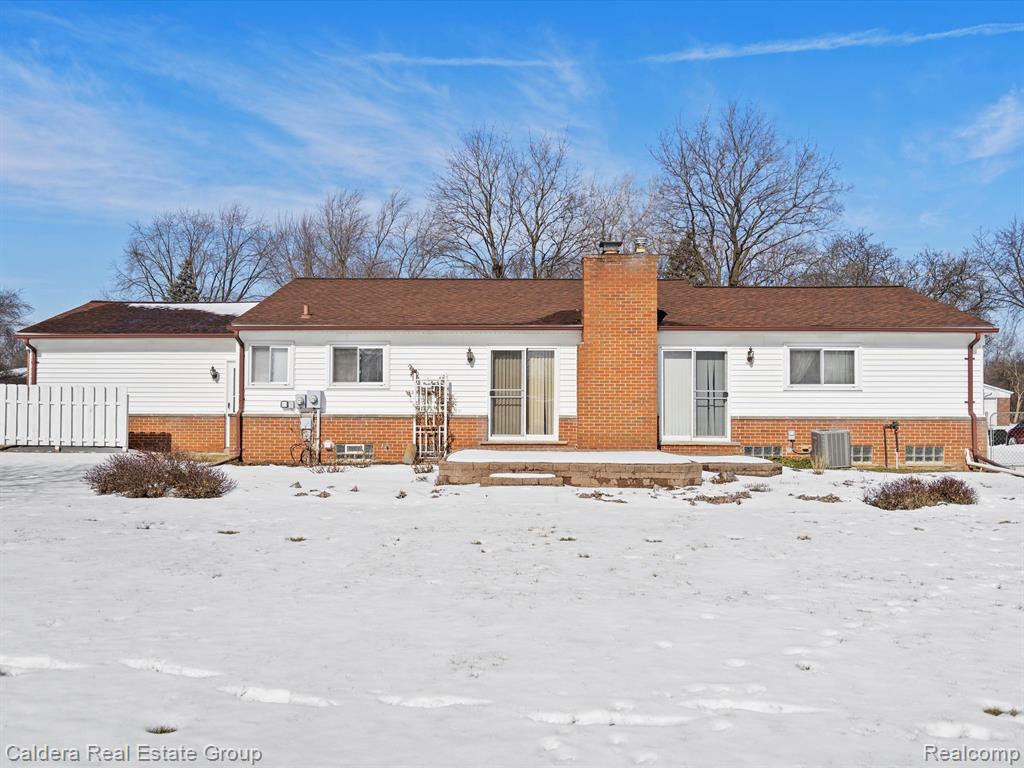 87 CARTER Drive, Troy, MI 48098 — Photo 24