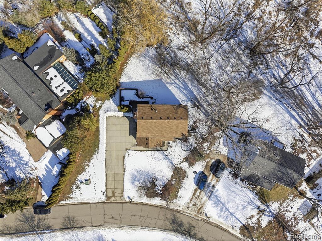 5585 Culpepper Drive, West Bloomfield, MI — Photo 33