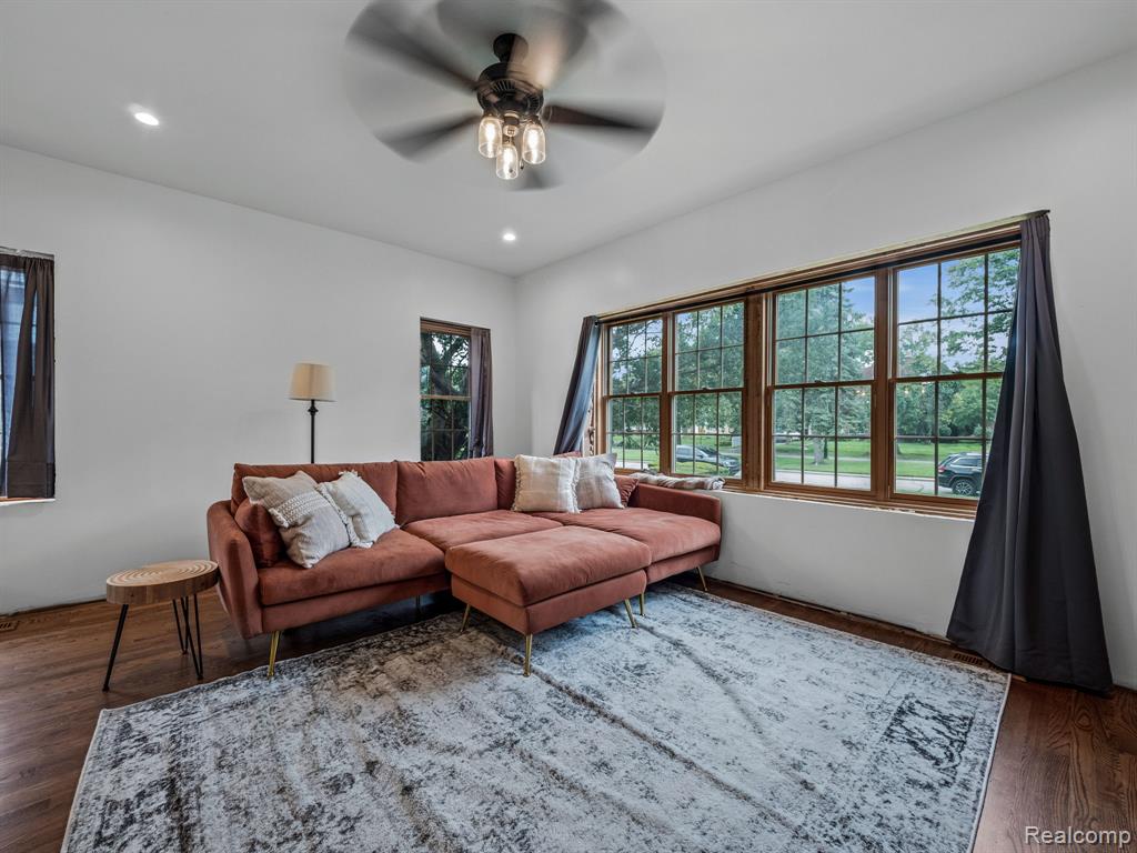 535 Arden Park Boulevard, Detroit, MI 48202 — Photo 11