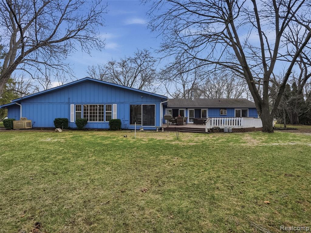 1690 Ledbury Drive, Bloomfield Hills, MI 48304 — Photo 48