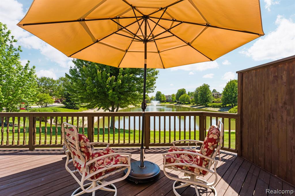 48523 Oak Bridge Drive, Canton, MI 48188 — Photo 3