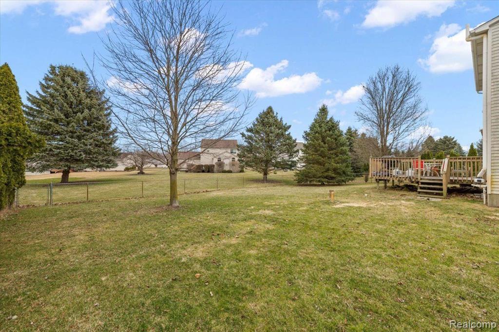 8964 SUNFLOWER, Whitmore Lake, MI 48189 — Photo 11