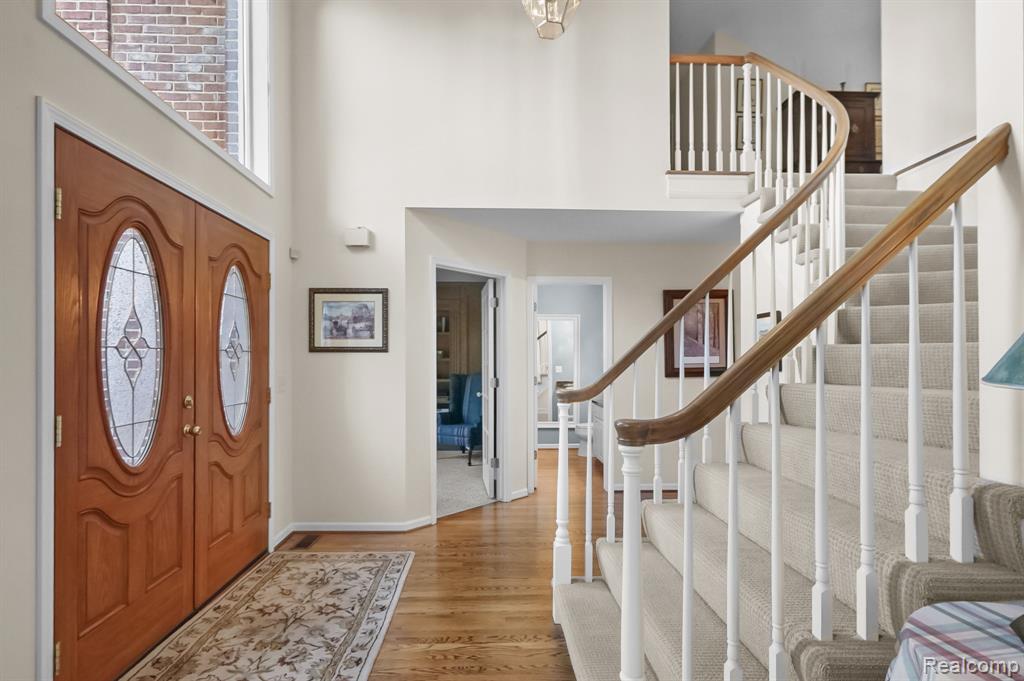 6573 Tree Knoll Drive, Troy, MI 48098 — Photo 5