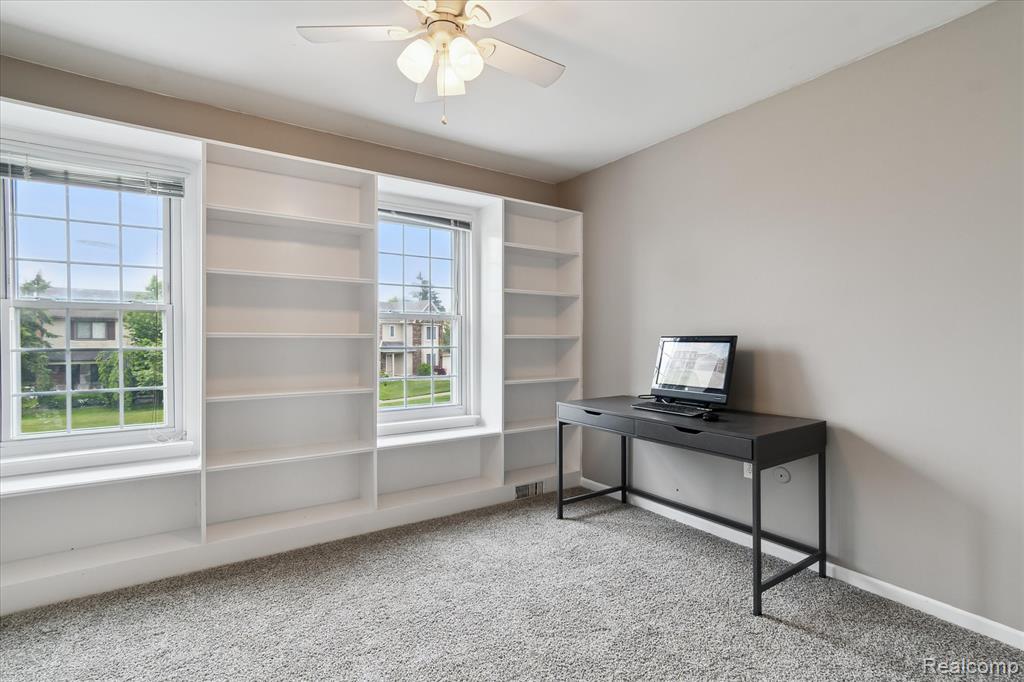 45270 Twining Street, Canton, MI 48187 — Photo 31