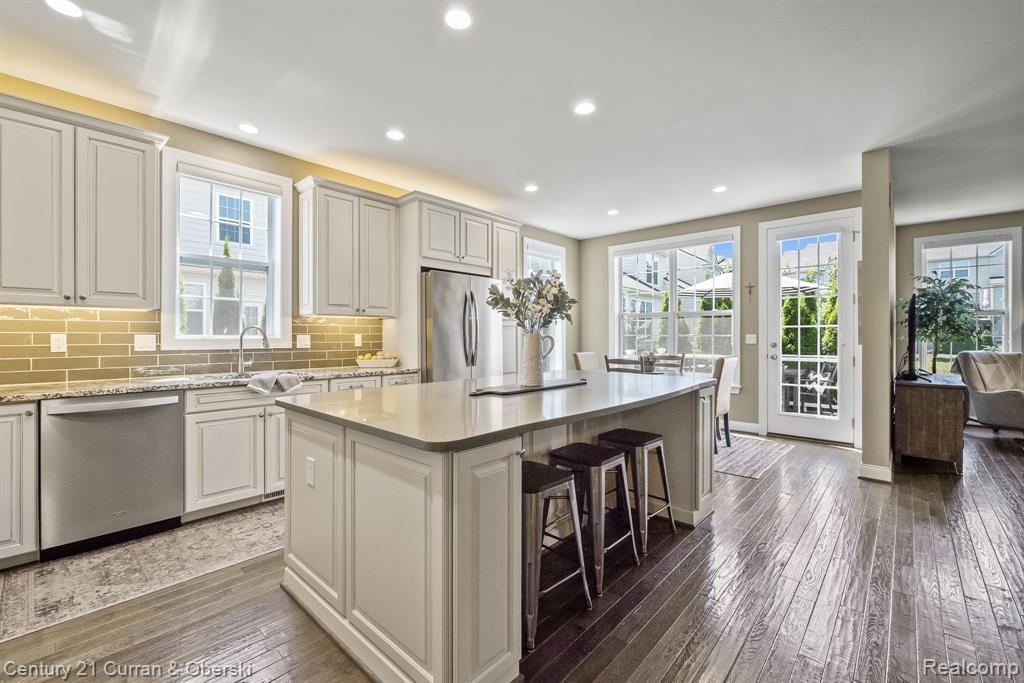 42787 Cardinal Way, Novi, MI — Photo 11