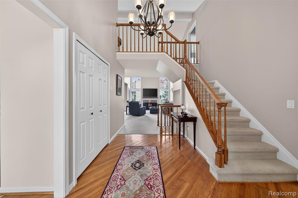 741 Briar Hill Lane, 111, Bloomfield Hills, MI 48304 — Photo 5