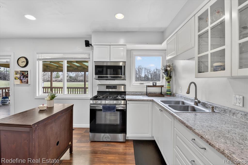 395 Nichols Drive, Saline, MI 48176 — Photo 14