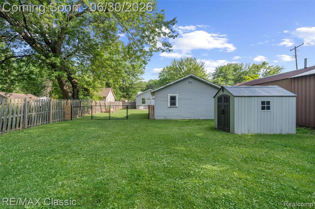 401 Center Street, Carleton, MI 48117 — Photo 44